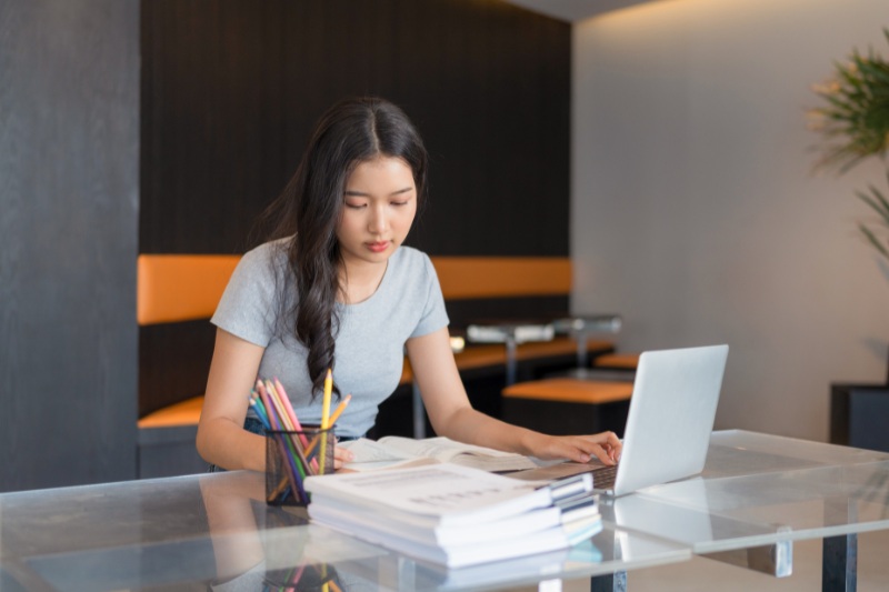 Người mất gốc thường gặp nhiều khó khăn khi học lại tiếng Anh và ôn thi IELTS