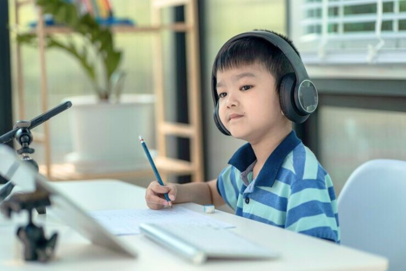 Những nguyên tắc quan trọng khi rèn kỹ năng nghe giúp trẻ tiến bộ vững vàng