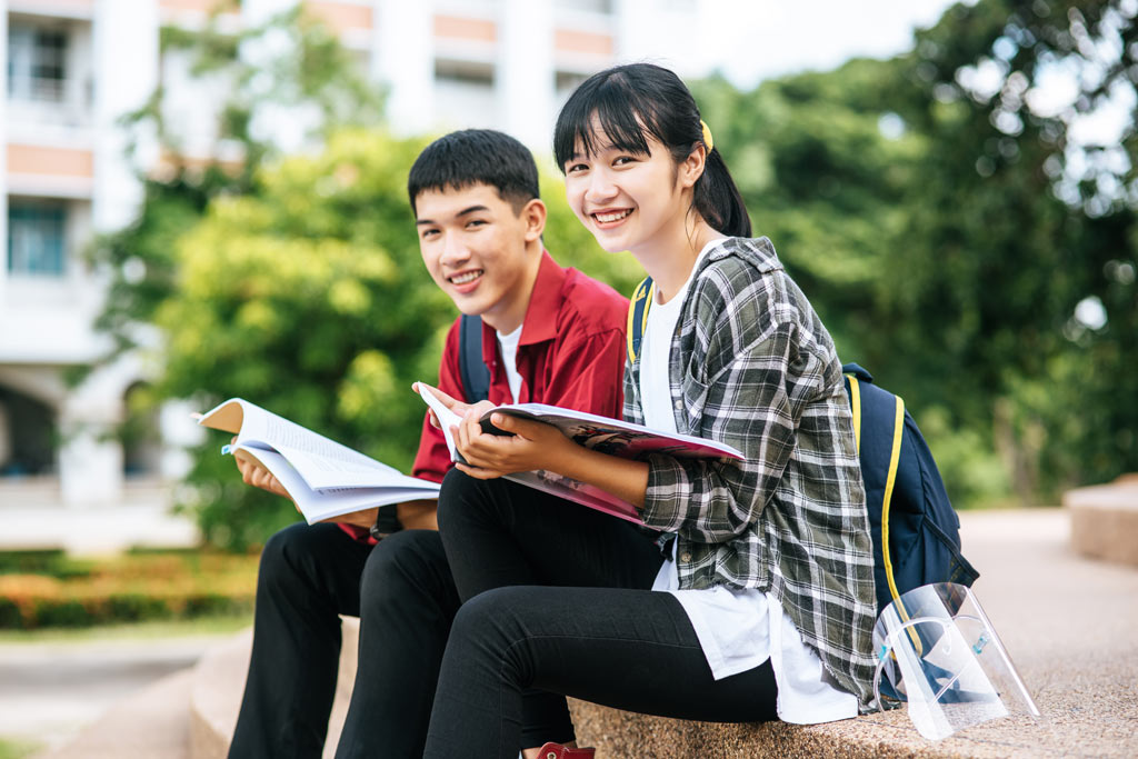 Lớp Giao tiếp Phản Xạ dành cho sinh viên