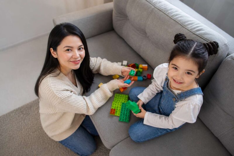 Các hoạt động học tiếng Anh qua vận động dễ áp dụng tại nhà