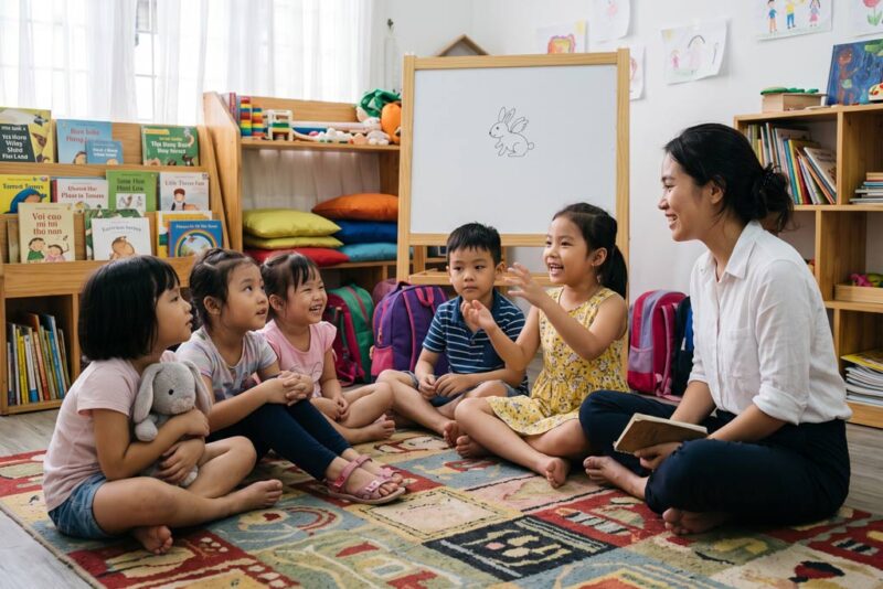 Kể chuyện nối tiếp (Chain Story)