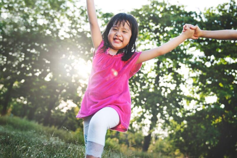 Mối liên hệ mật thiết giữa vận động và não bộ trẻ em