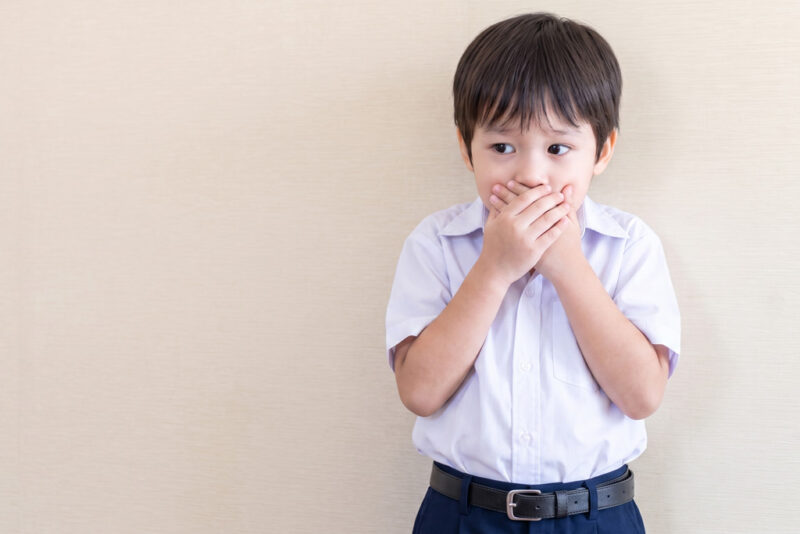 Những rào cản vô hình khiến con ngại nói