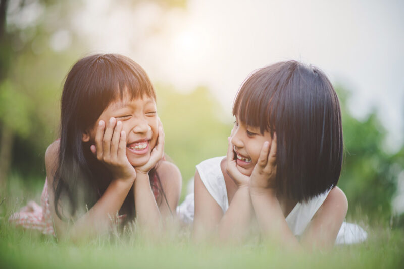 Mẫu câu chào hỏi và giới thiệu bản thân